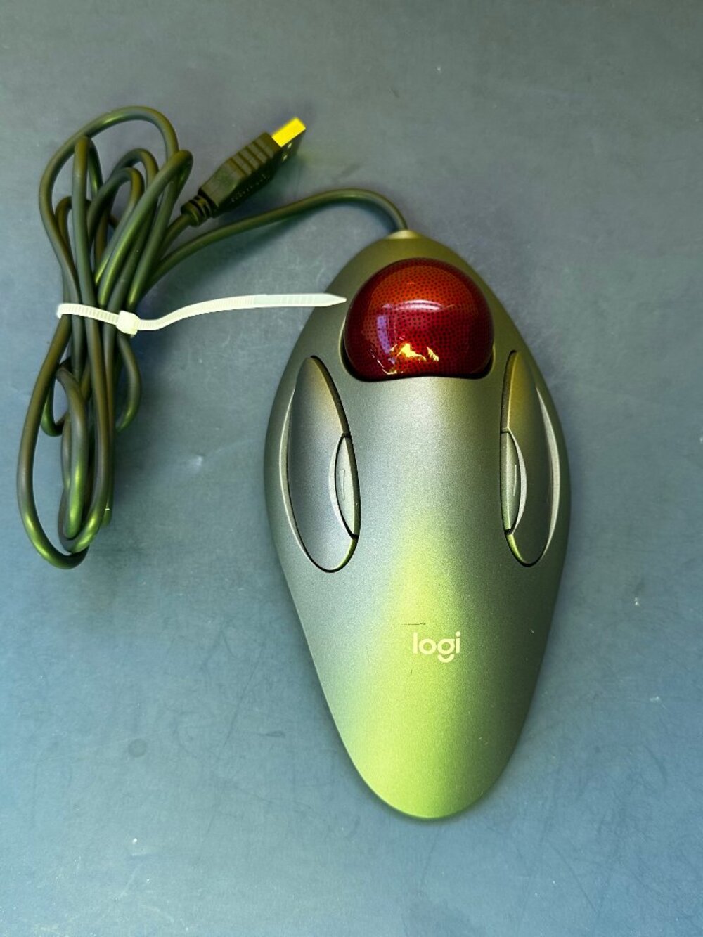 Logitech Trackman Marble T-BC21 Red USB Trackball Mouse